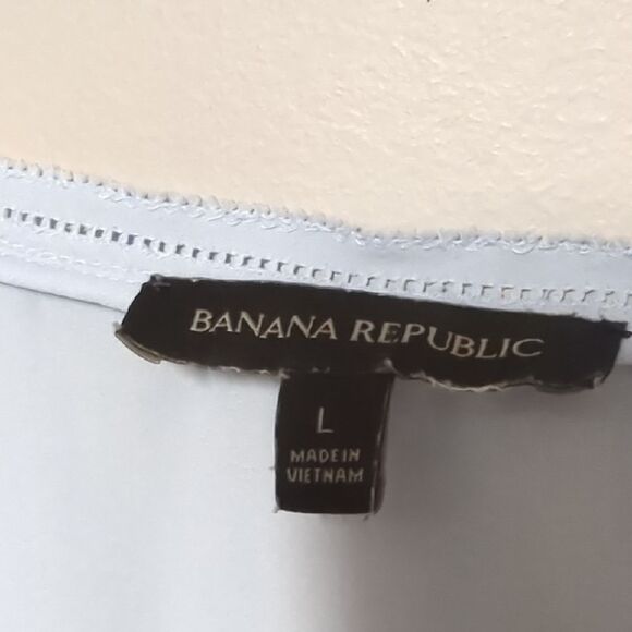 Banana Republic Blue Tank Top with Scoop Neck and Casual Fit - Picture 3 of 5